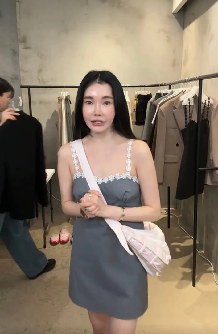 024春季新款花边花朵抹胸西装吊带裙连衣裙