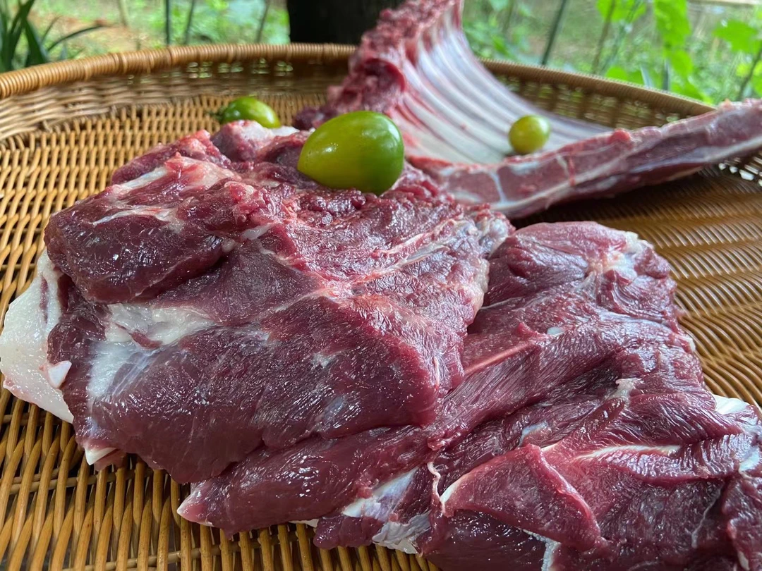 「青年发辉」生态放养跑山猪 猪肉现切补差专用链接