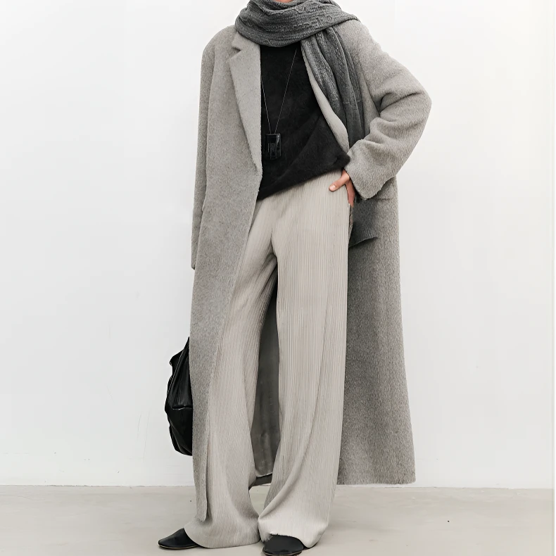 强推一条阔腿裤_时尚简约不规则坑条灯芯绒显瘦百搭秋冬空气裤