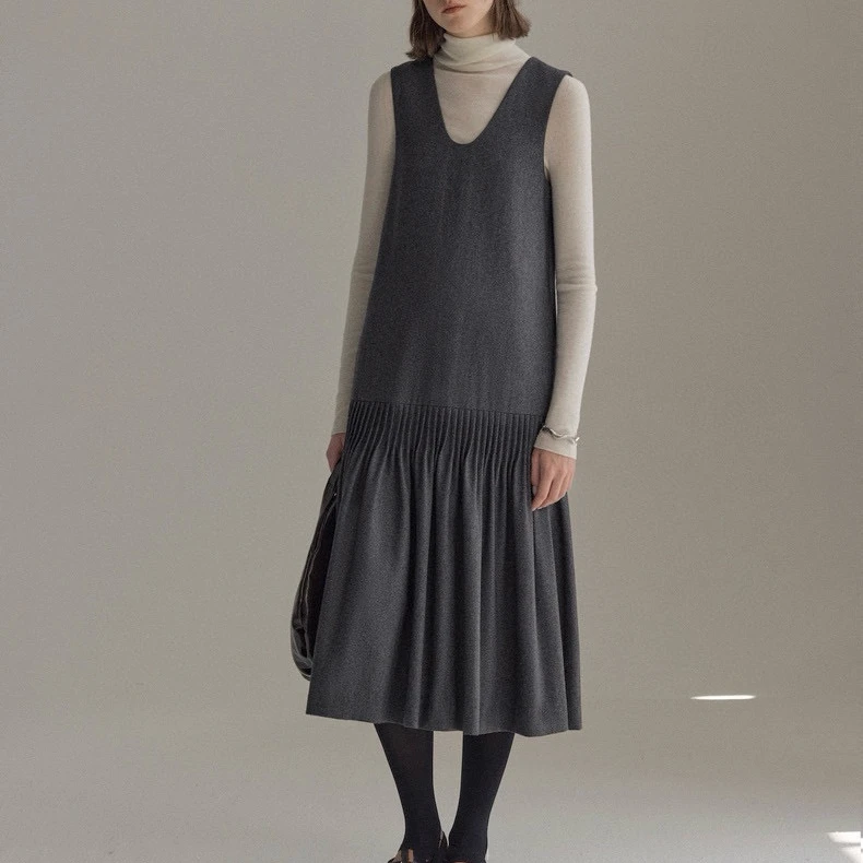 秋冬爆款塔克褶混色V领无袖背心裙A字显瘦气质韩版裙子针织连衣裙