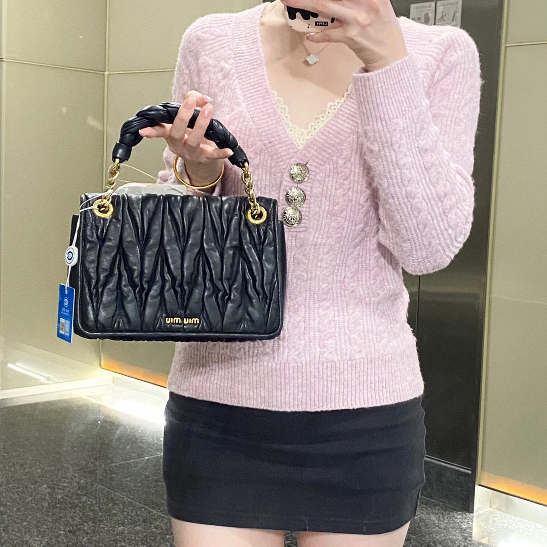 95新 MIU MIU/缪缪 miumiu黑金邮差手提斜挎包