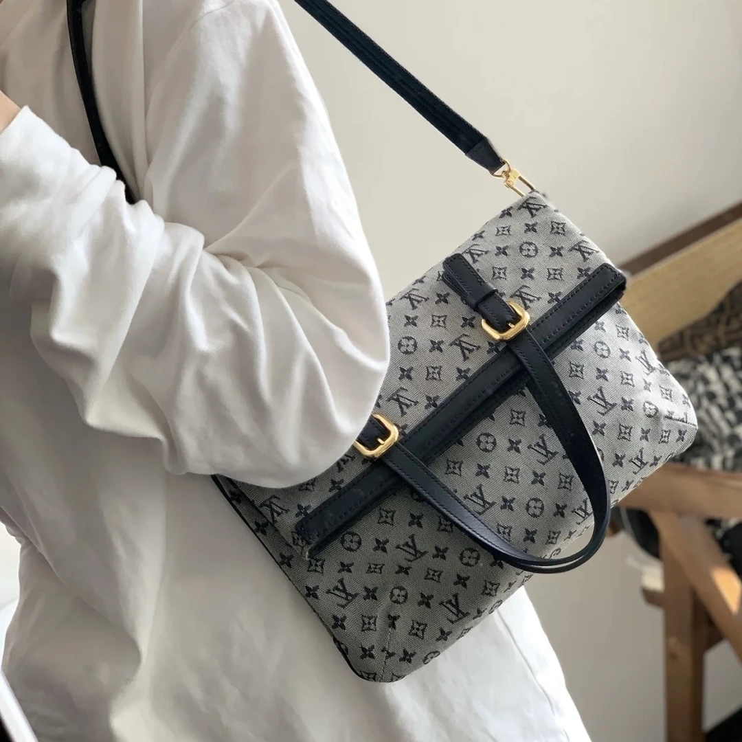 95新 LouisVuitton/路易威登 lv老花单宁琴谱包手提单肩包