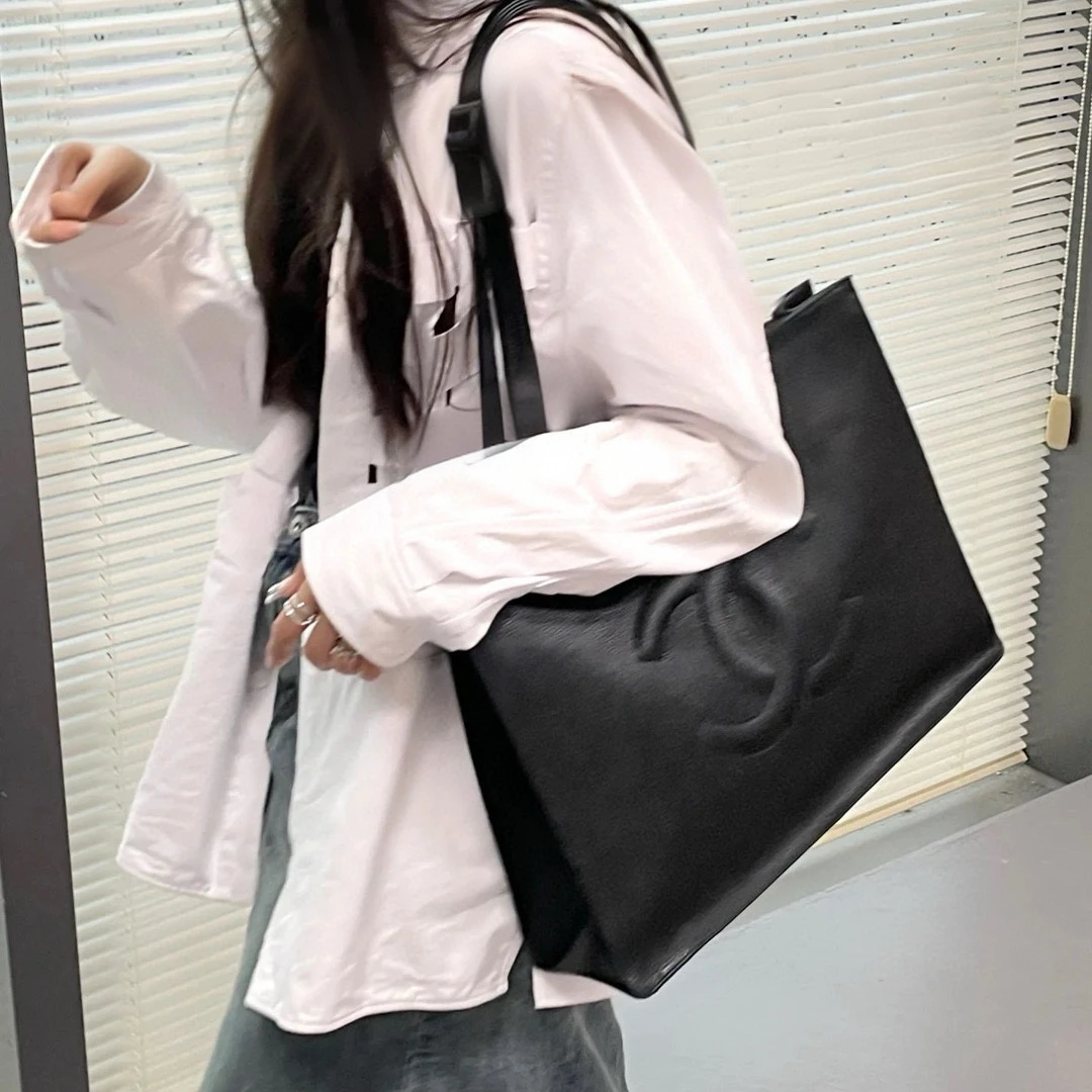 95新 Chanel/香奈儿 chanel黑色tote单肩包
