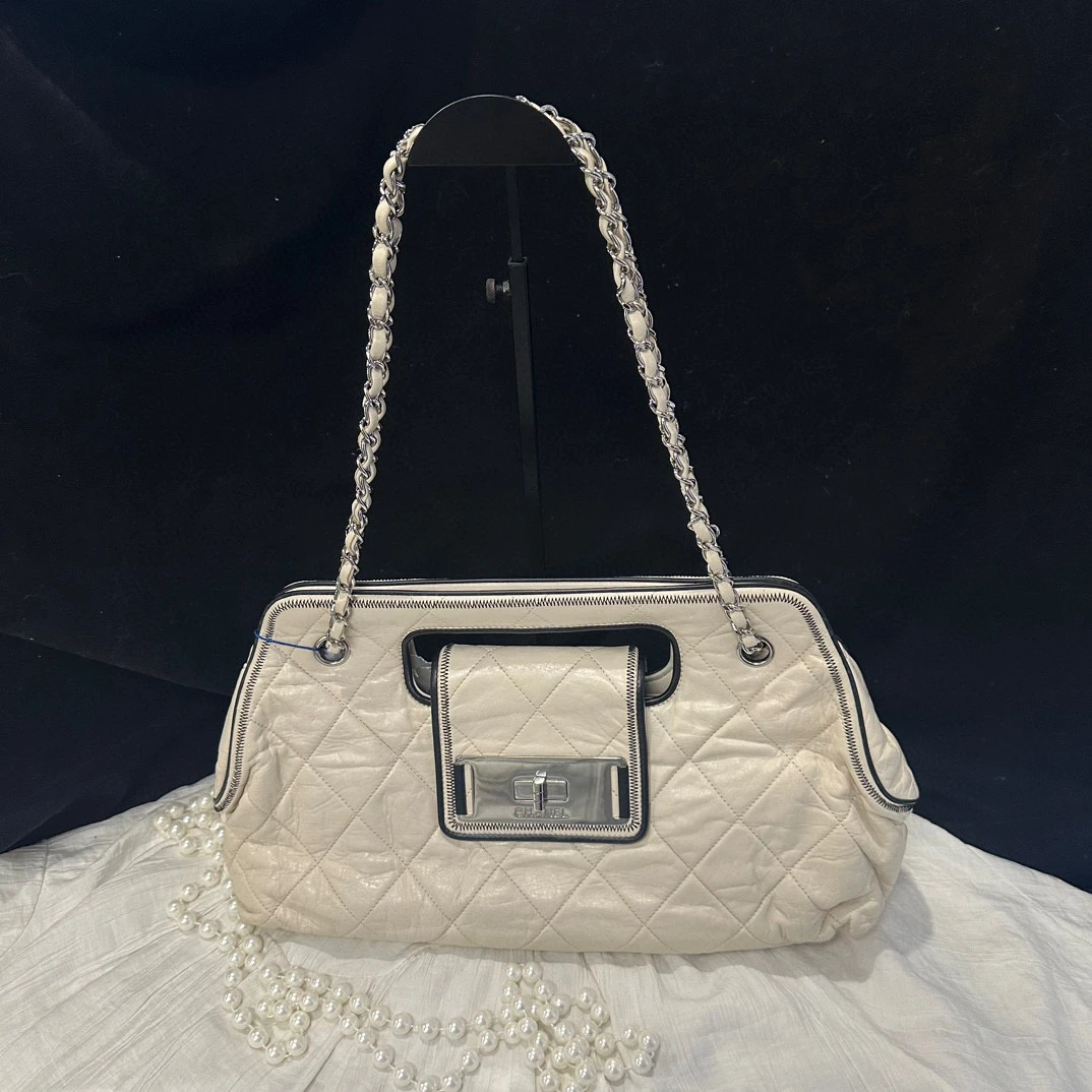 95新 Chanel/香奈儿 chanel奶油白银扣单肩包
