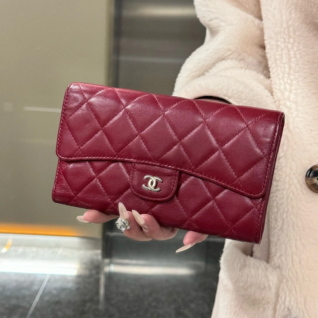95新 Chanel/香奈儿 chanel 酒红色菱格cf长款钱包