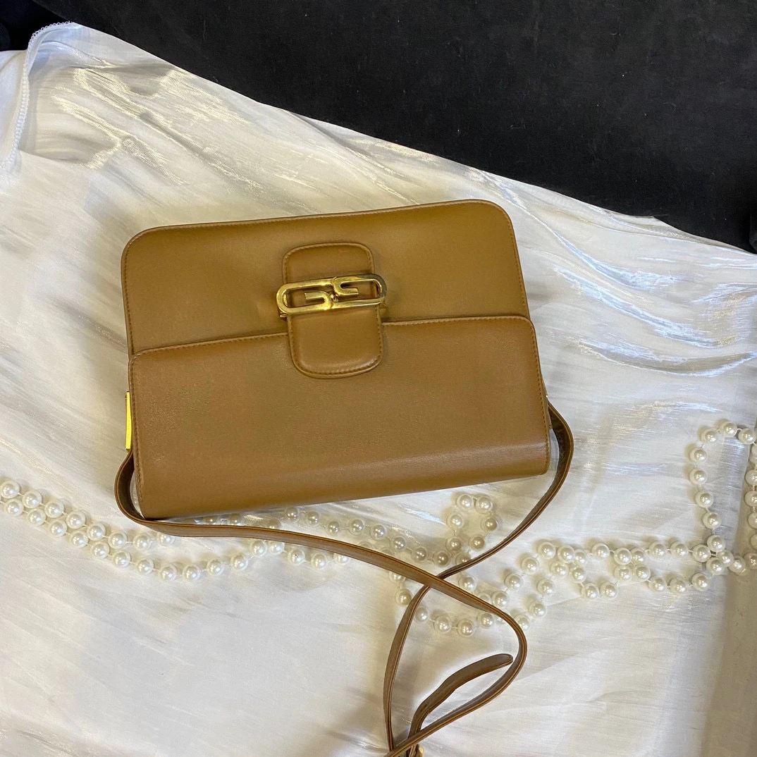 95新 GUCCI/古驰 gucci浅棕色单肩包