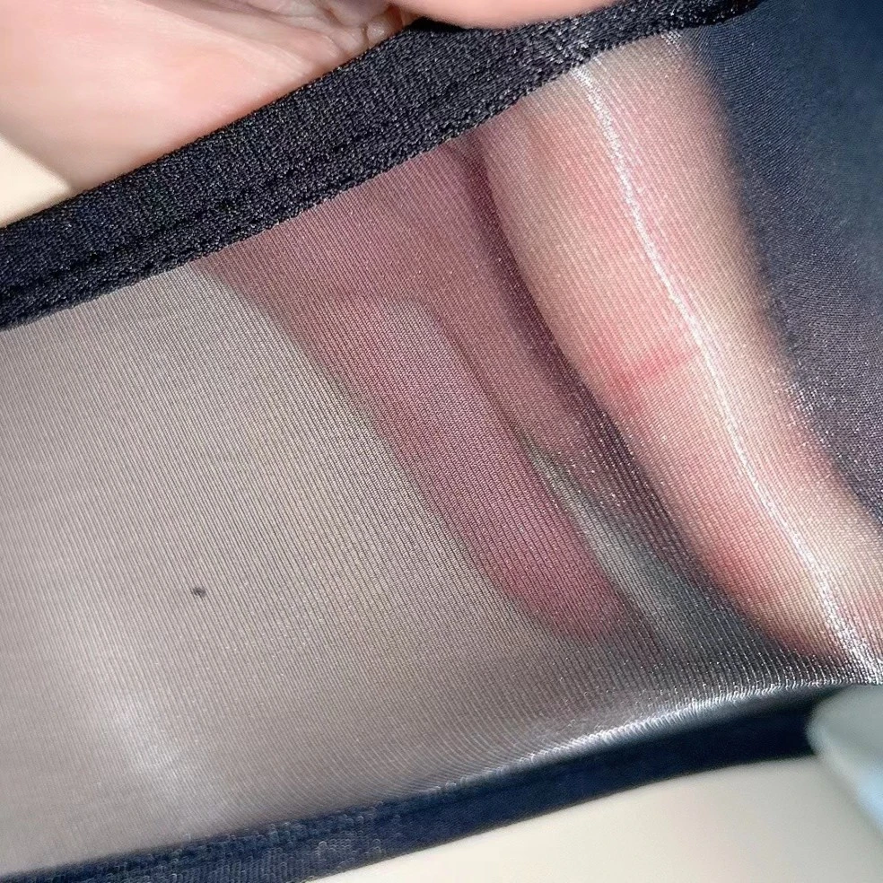 男女情侣款丝滑亲肤油亮三角极光短裤（丝袜材质，介意勿拍）