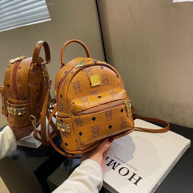 迷你双肩包女2024新款百搭多用双肩背包个性洋气时尚上班小包包