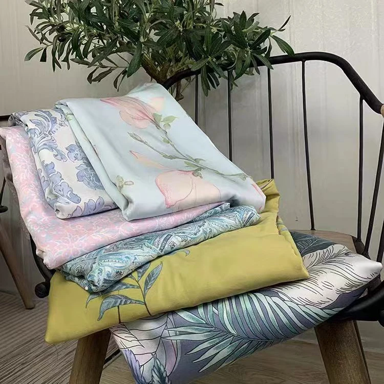 001-200天丝 贡缎2*2.3米拼接被套{主播介绍为准}