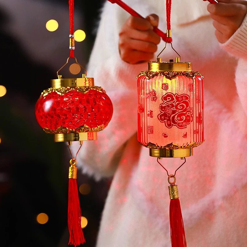 春节手提小灯笼2024新款中国风龙年新年元宵发光儿童投影过年装饰