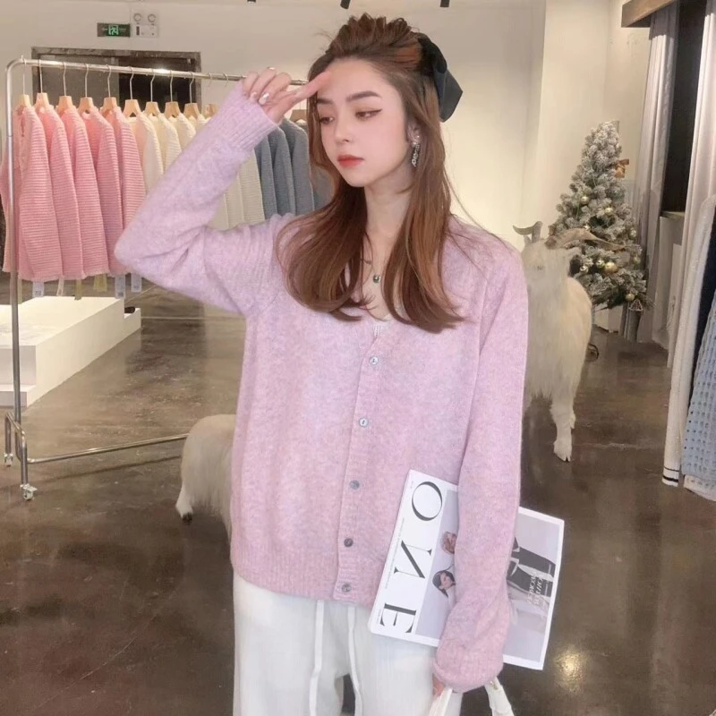 【杰娜洋春秋新款】230106温柔百搭时尚花纱工艺V领羊绒开衫