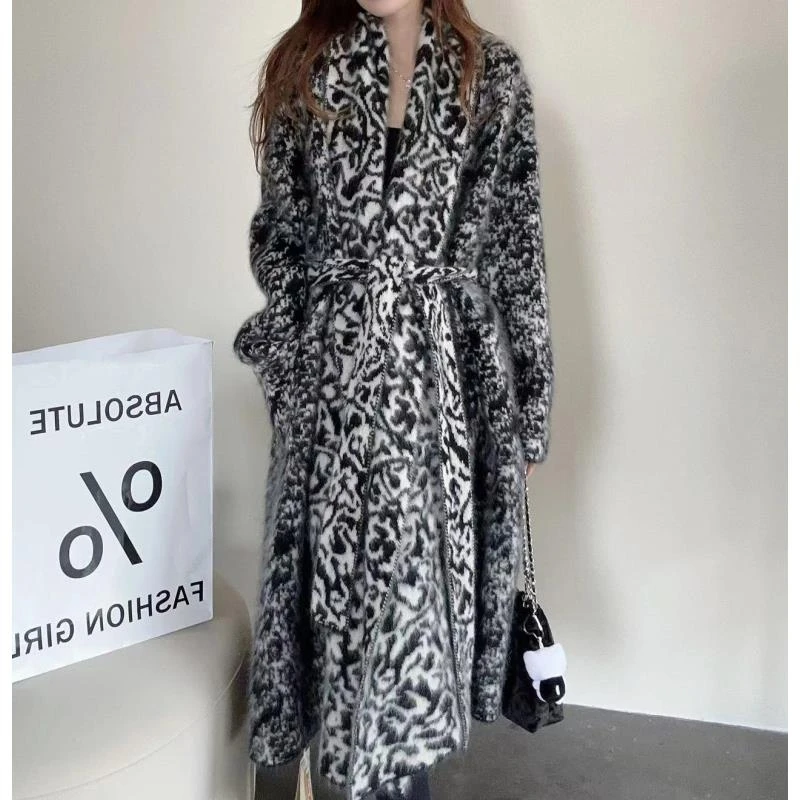 【100山羊绒】拉绒工艺241445-100羊绒慵懒风复古拼色提花针织大衣