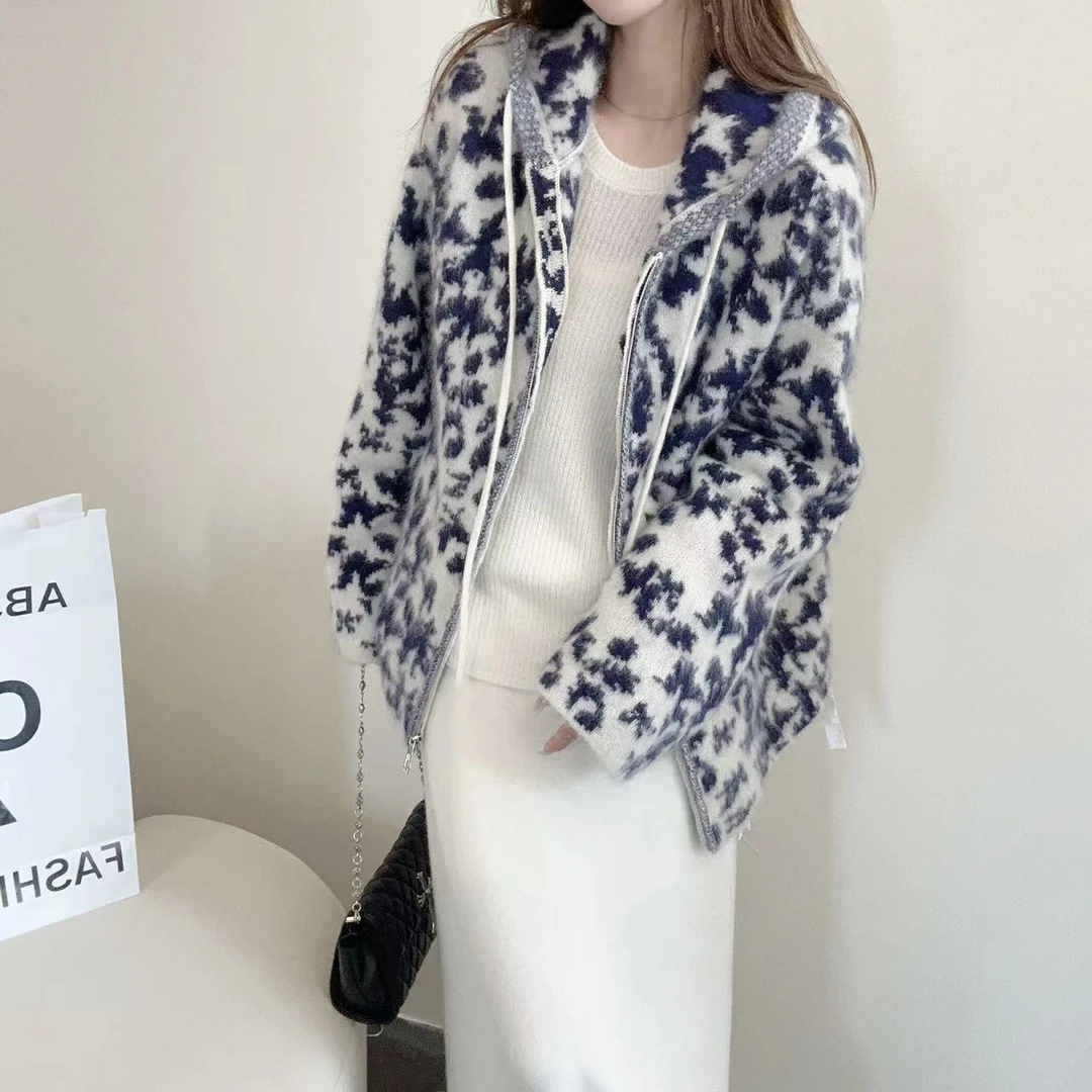 【100山羊绒】拉绒工艺240394-100羊绒休闲时尚拼色青花瓷针织外套