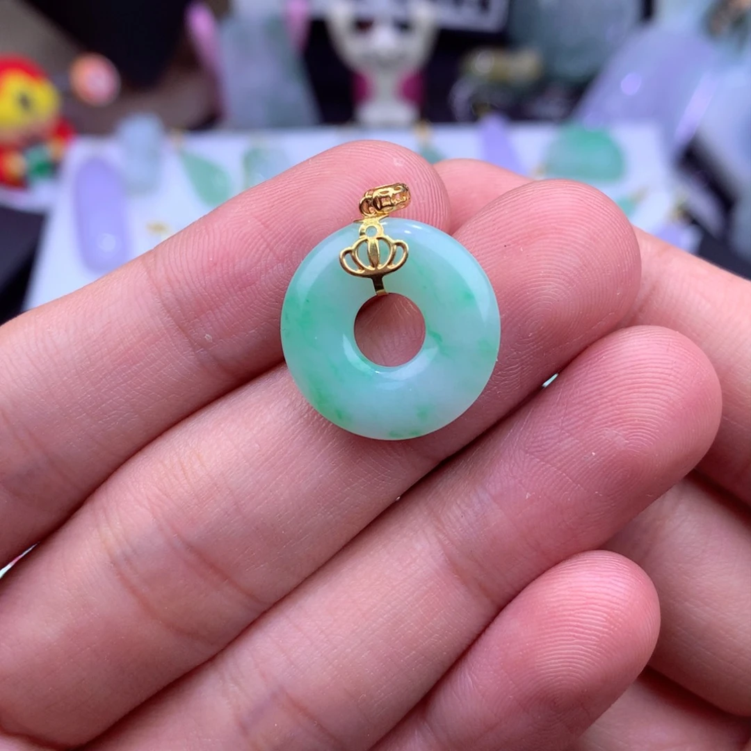 翡翠吊坠(不含链)18K金镶嵌