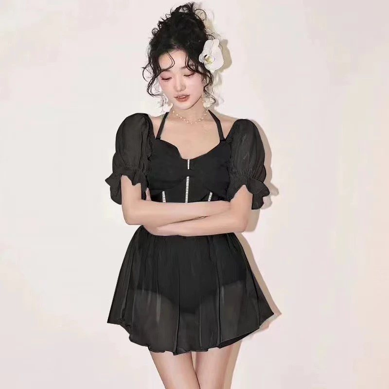 2024新款泳衣女裙式连体显瘦高级感白色纯欲风女神款显瘦温泉度假