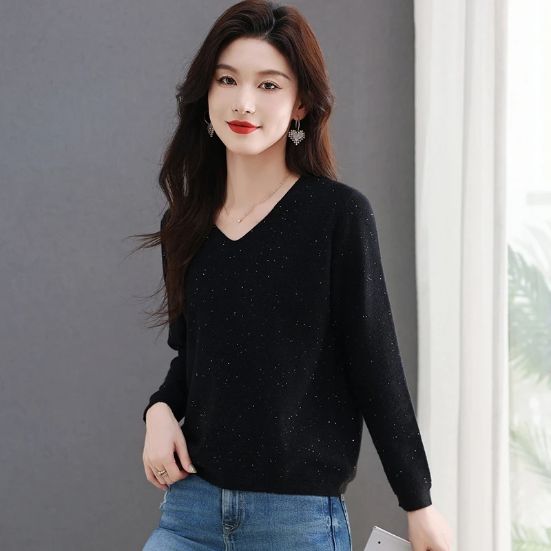 品牌上衣女2025秋装新款长袖针织衫时髦洋气高档亮片薄款毛衣外穿