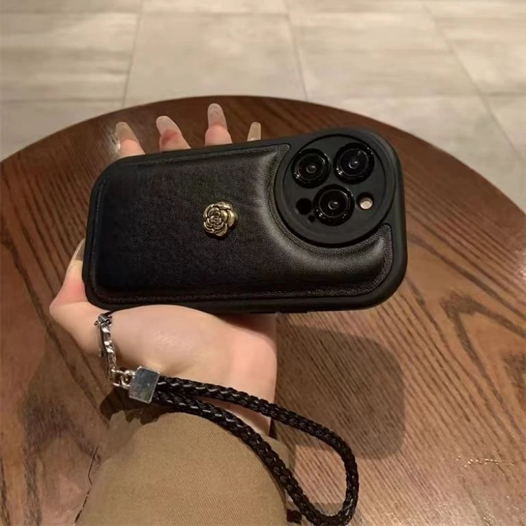 复古黑胖胖素皮纹苹果11手机壳12小香风手绳13秋冬14防摔iPhone15