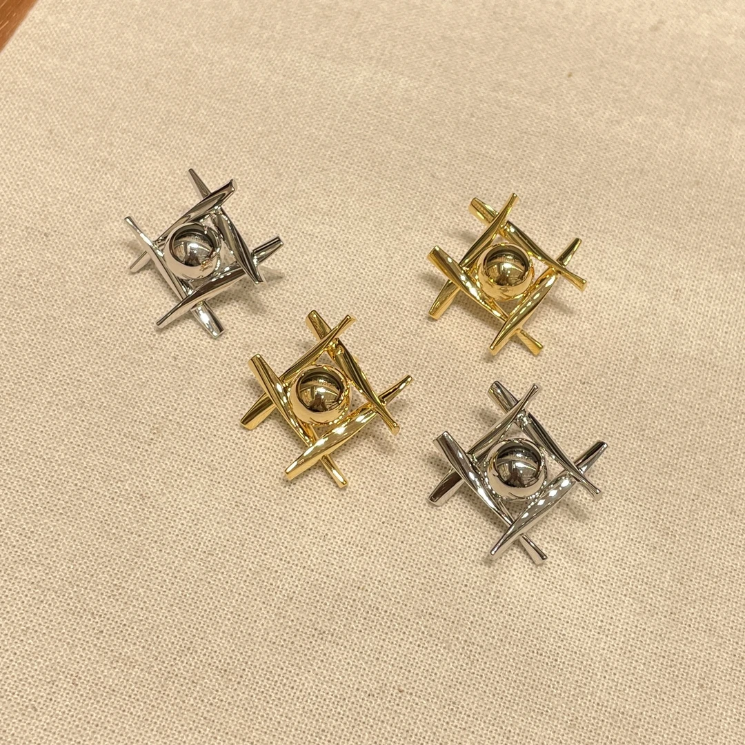 铜合金耳饰 金属风个性井字耳钉7012时尚小众欧美设计感耳饰