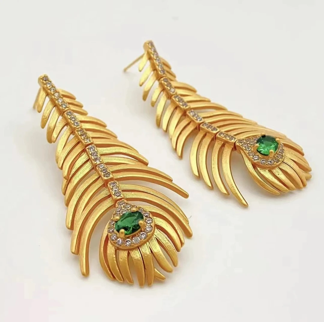 铜合金合成锆石耳饰 中古复古宫廷风羽毛耳环
