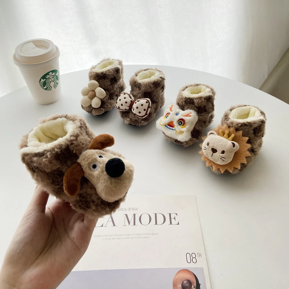 咖色婴儿鞋子秋冬款男女童小月龄宝宝鞋防滑学步鞋毛绒鞋加厚保暖