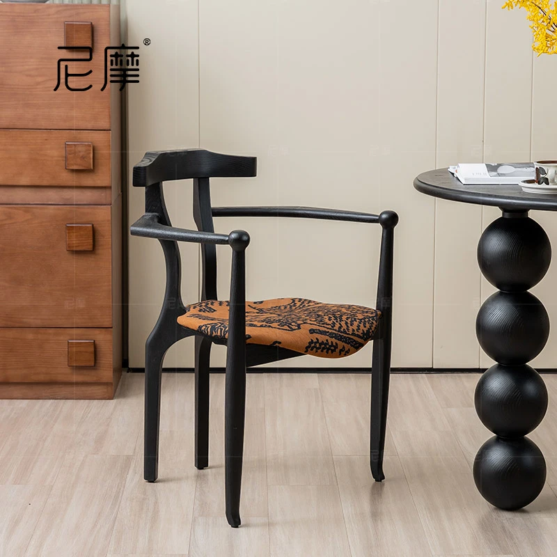 尼摩新款西班牙设计师法式复古实木茶椅中古扶手靠背椅轻奢主人椅