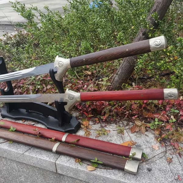 双手剑花纹钢余承惠老师训练摆件白铜练习收藏品工艺品未开刃