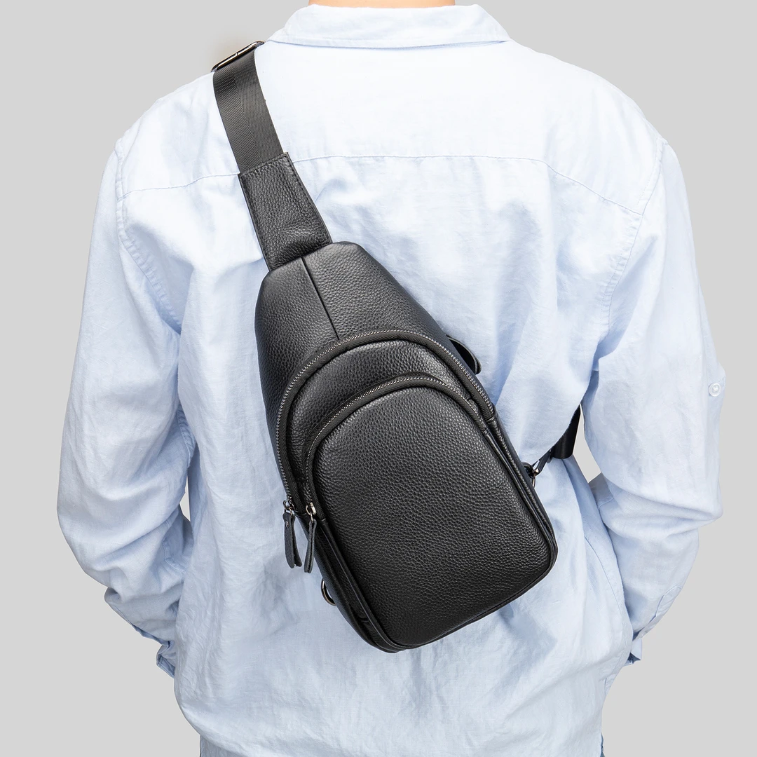 男士真皮头层牛皮斜挎单肩包背包户外休闲便携透气多口袋胸包9122