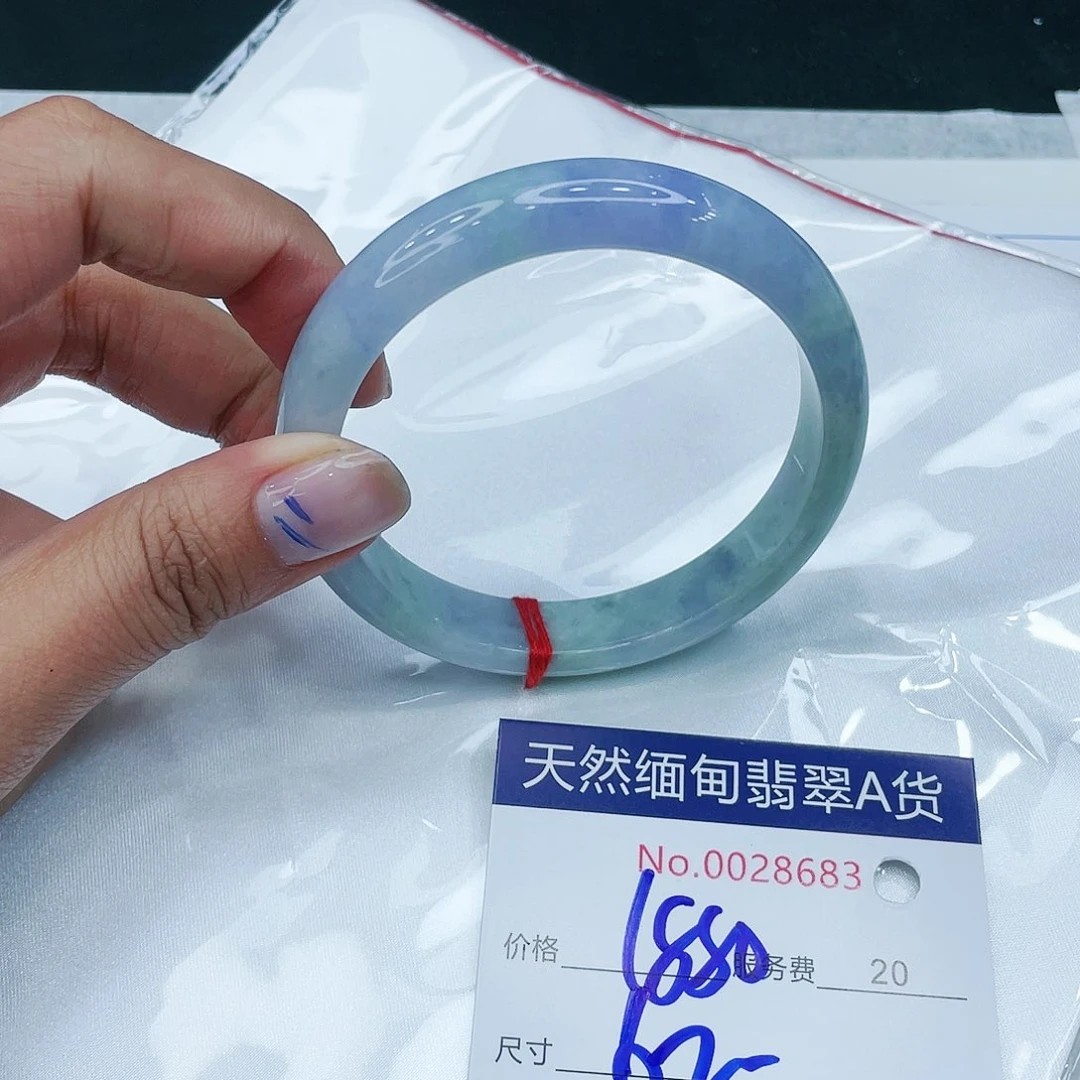 翡翠手镯未镶嵌1111111111