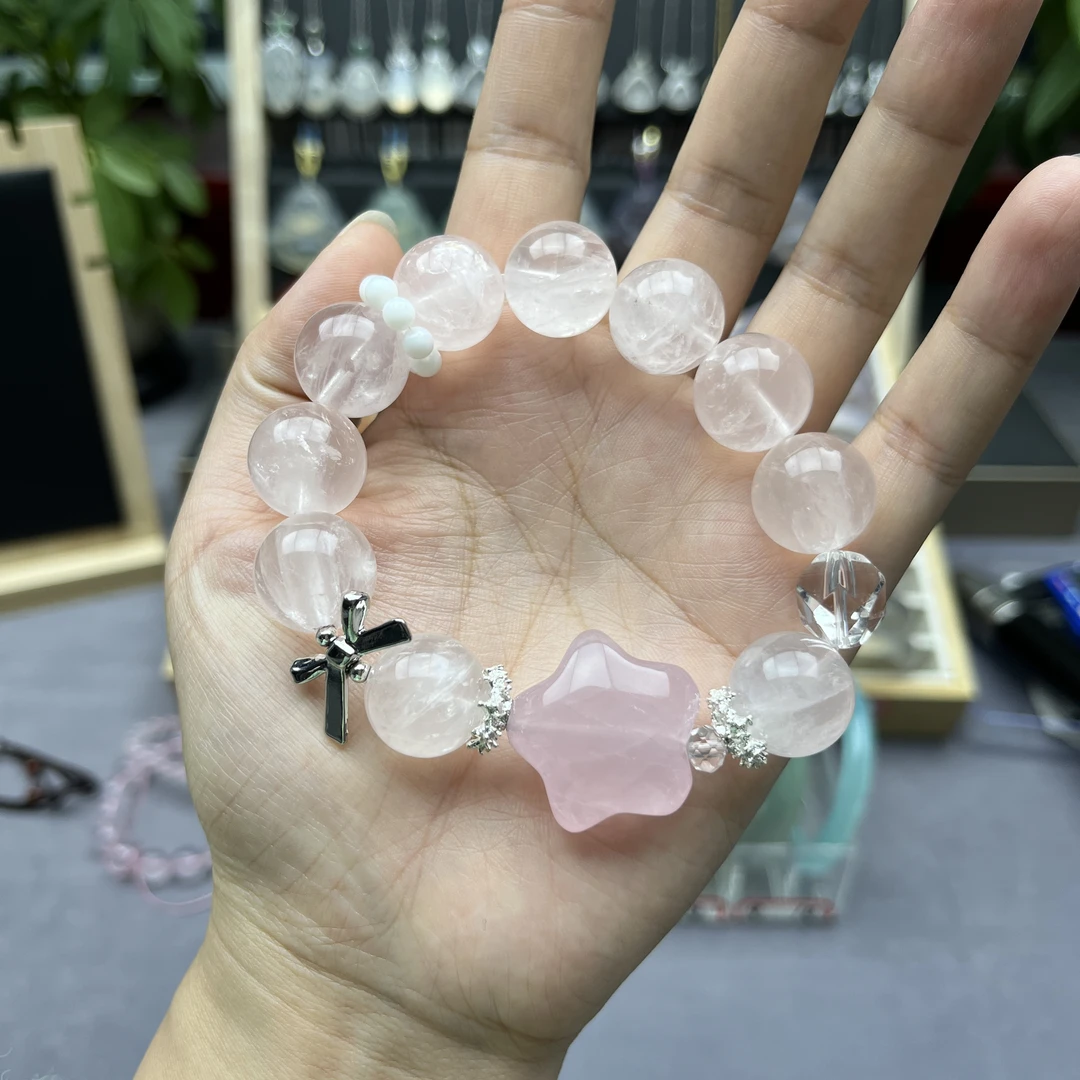 纯天然粉水晶手串可爱卡通少女