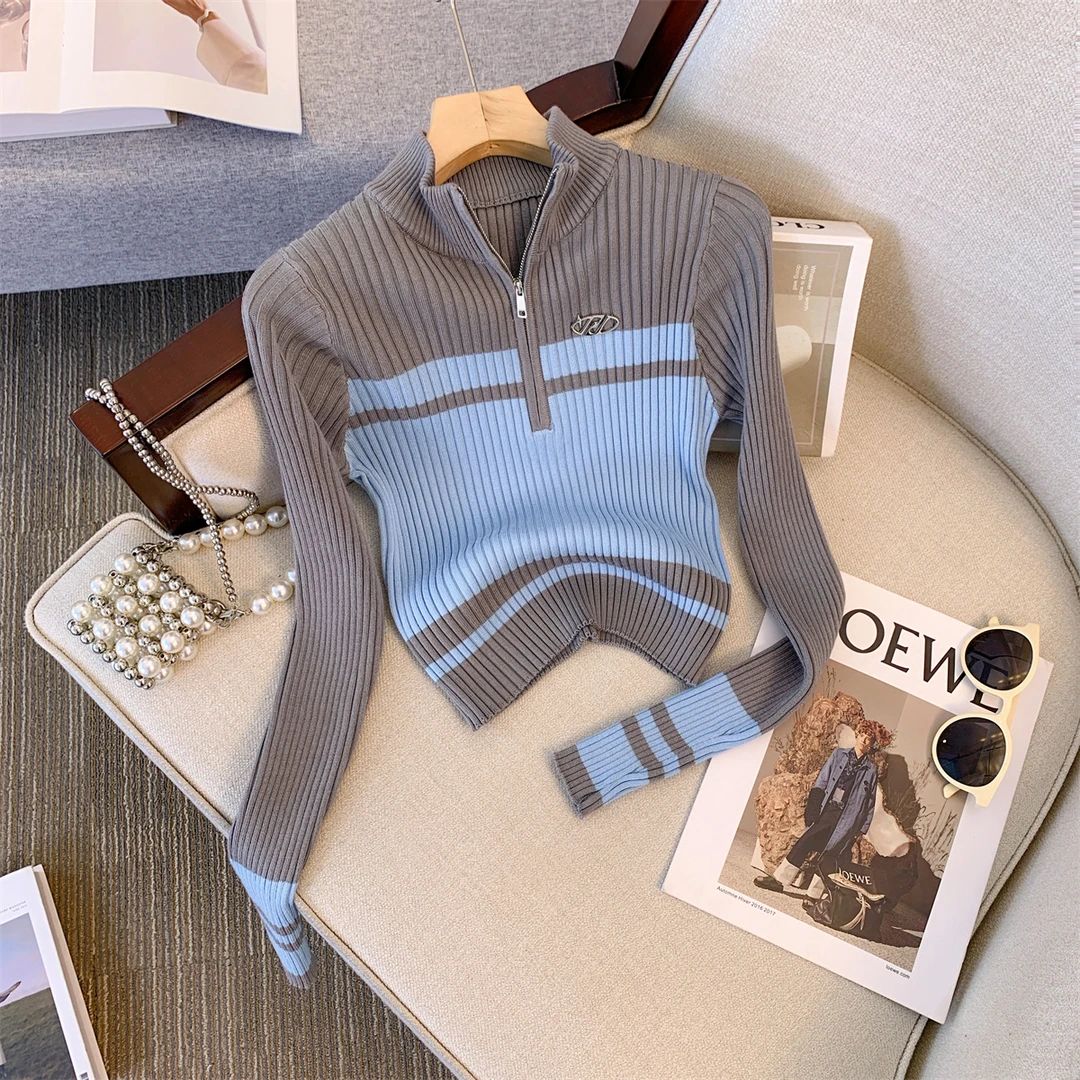 高档撞色拼接长袖针织衫女秋装洋气上档次拉链polo领修身短款上衣