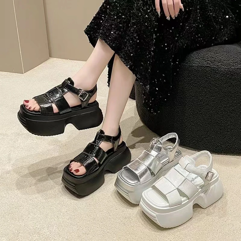 凉鞋女夏季小众高级感法式网红超火沙滩鞋凉鞋9596