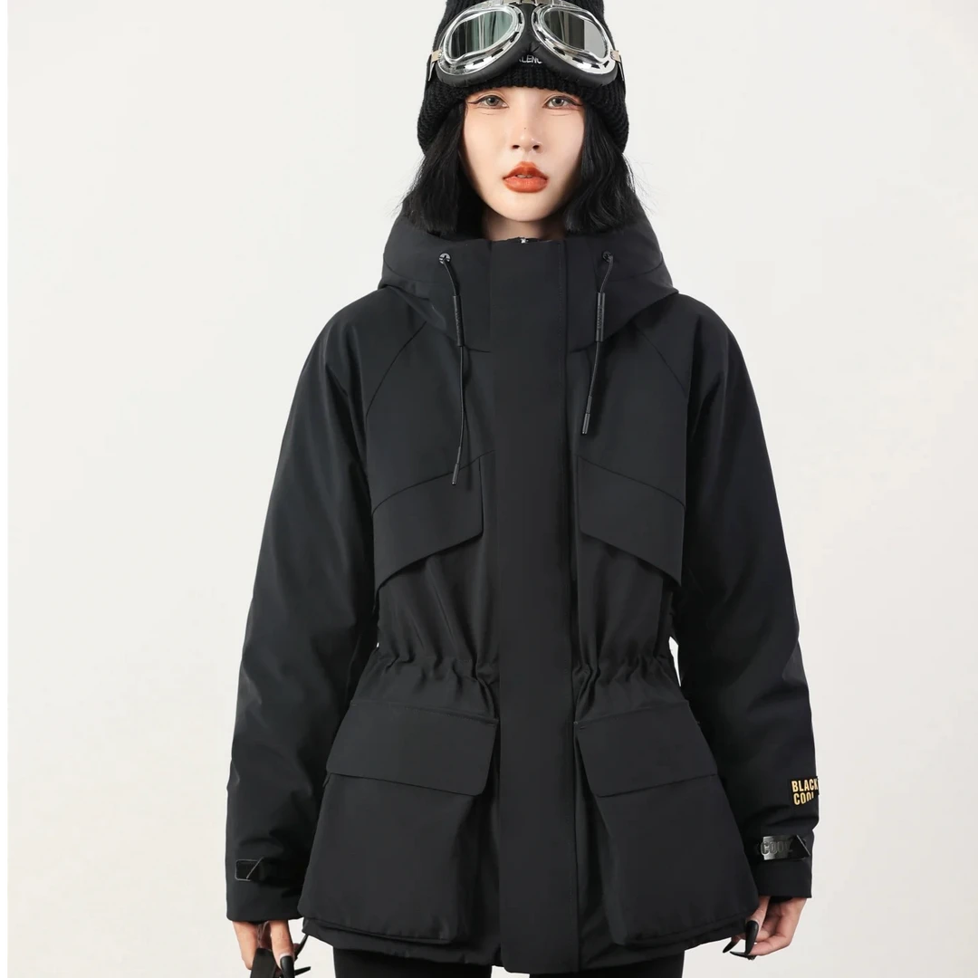 爆款女士冲锋衣2024时尚气质五分户外收腰中长女款白鹅绒羽