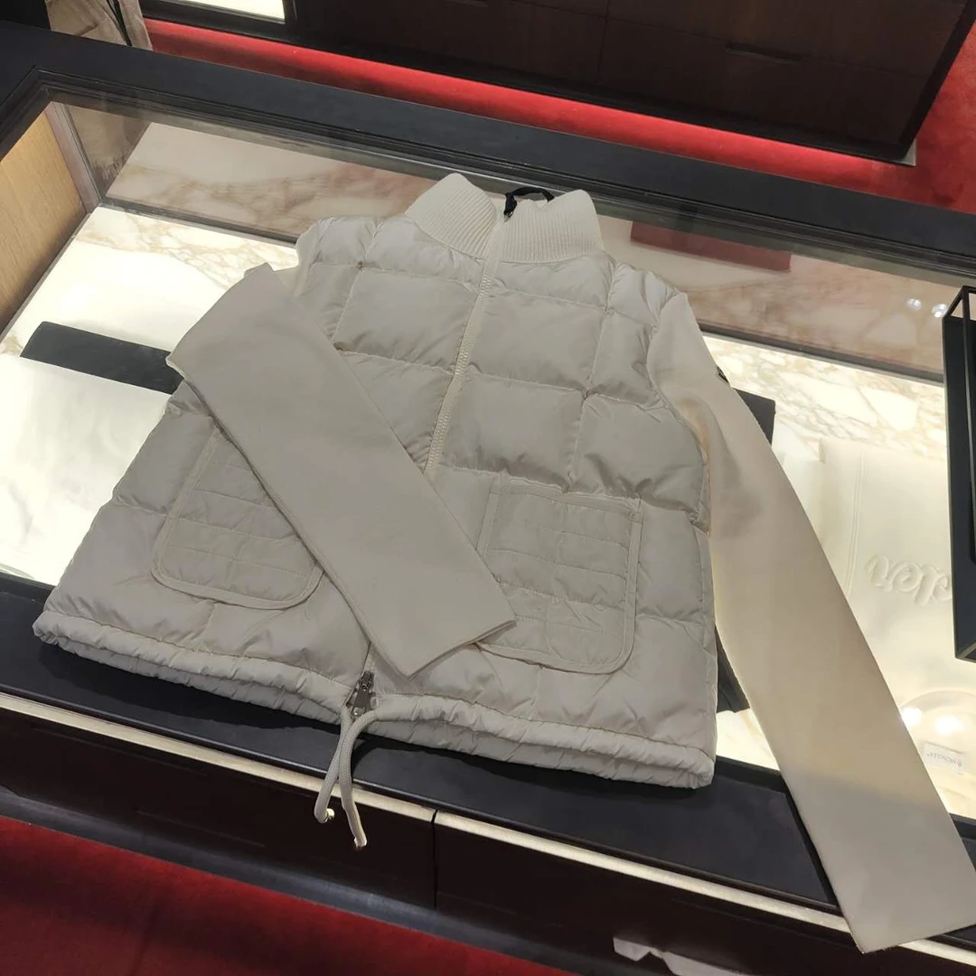 未使用 MONCLER 盟可睐蒙口/GG/女士白色鹅绒羽绒服CARDIGAN