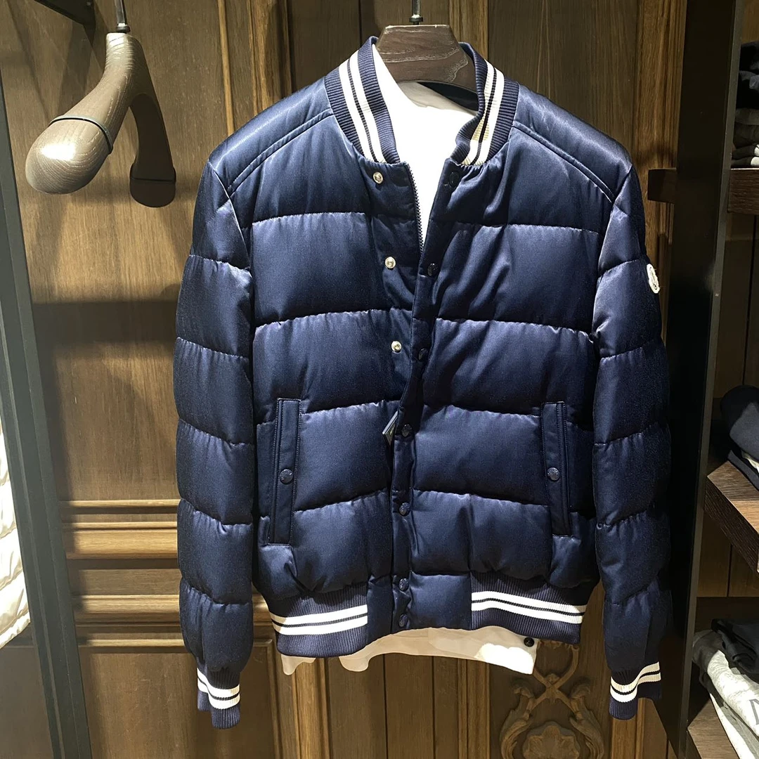 全新未使用 MONCLER 盟可睐蒙口/GG/男士蓝色保暖羽绒服DIVES