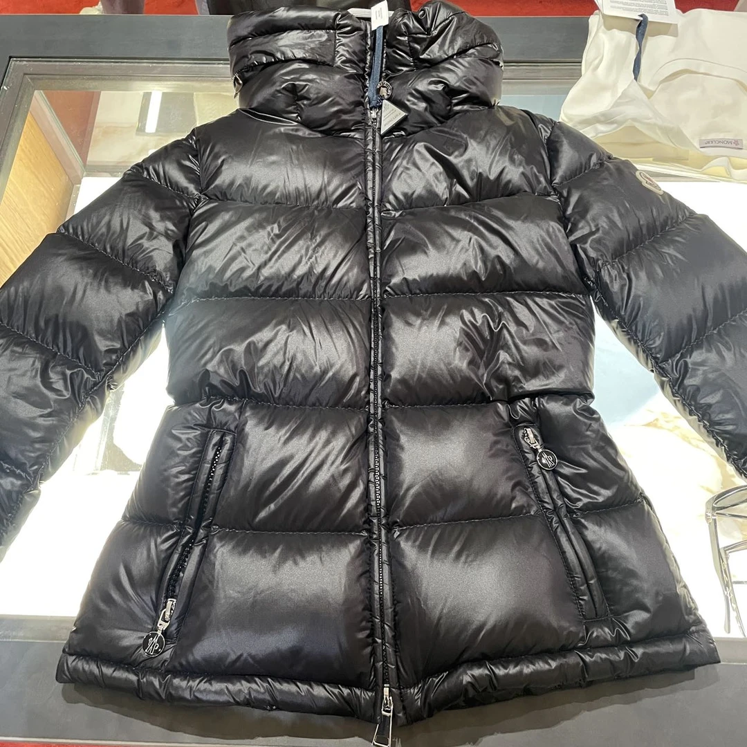 全新未使用 蒙口 /GG/女士秋冬DOURO 短款黑色保暖羽绒服夹克外套