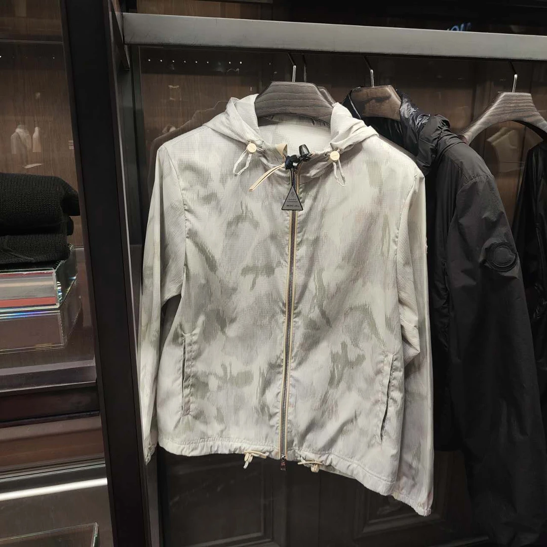全新未使用 MONCLER 盟可睐蒙口/GG/CARDABELLE女士冲锋衣夹克