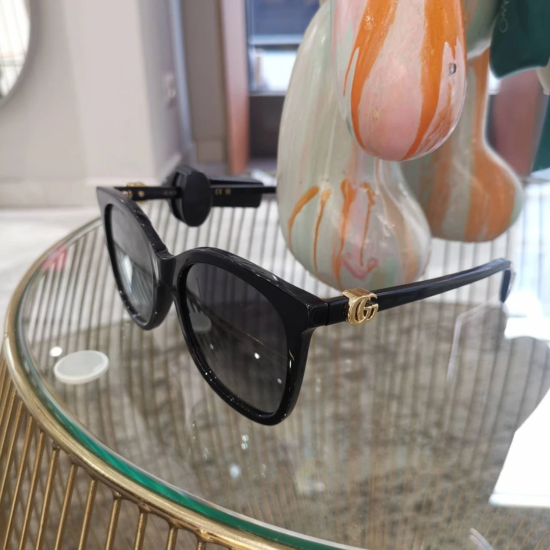 全新未使用 GUCCI/古驰 Gucci/GG/ 新款黑色百搭墨镜6 GG1071S
