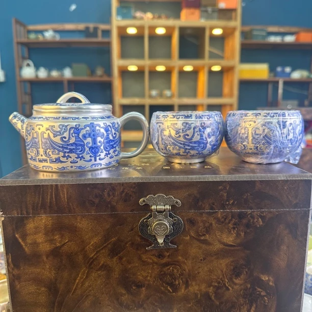 郑千山天命玄鸟汉瓦蓝鸟银壶