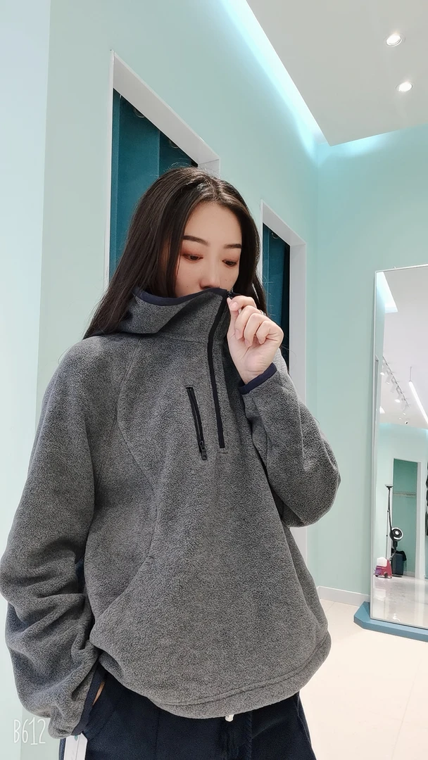 深花灰色长袖套头卫衣