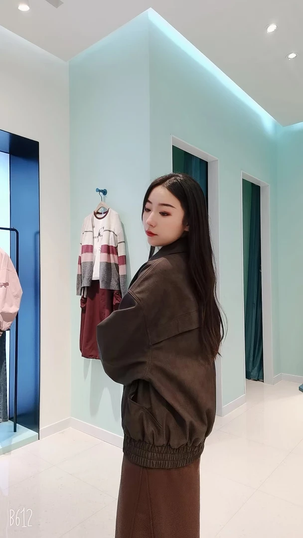 摩卡咖小夹克外套