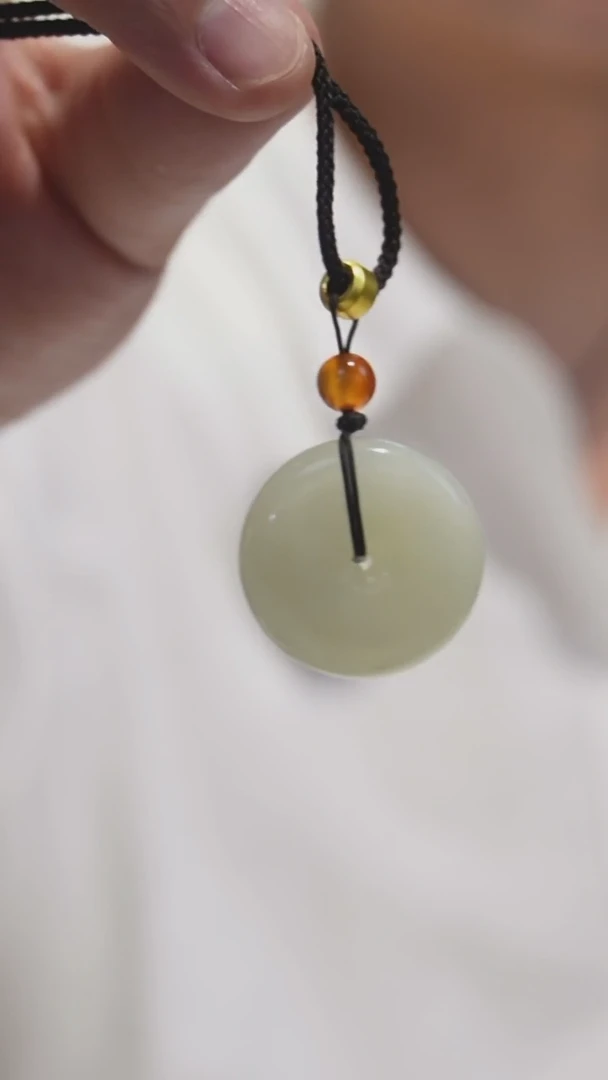 【闪购商品】和田玉颈饰未镶嵌平安扣