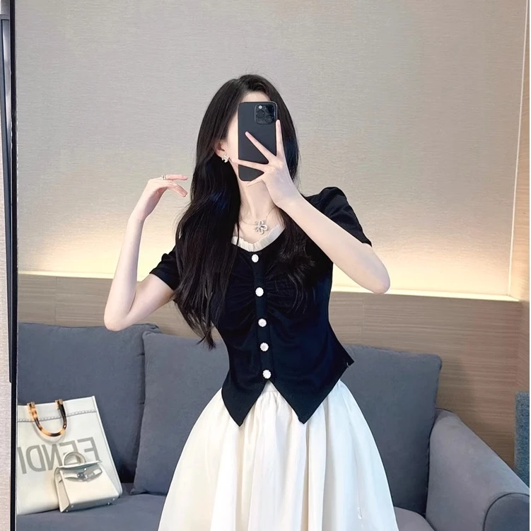 大码女装夏季微胖妹妹修身显瘦遮肚子短袖T恤设计感方领胖mm上衣