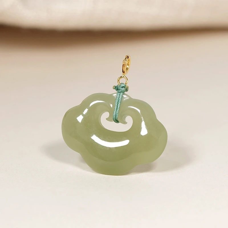 【石泽珠宝】和田玉晴水小锁气质百搭多样性发货