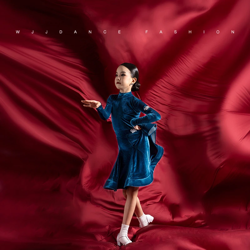 WJJdance拉丁舞规定服女儿童秋冬2025新款立领丝绒分体表演比赛服