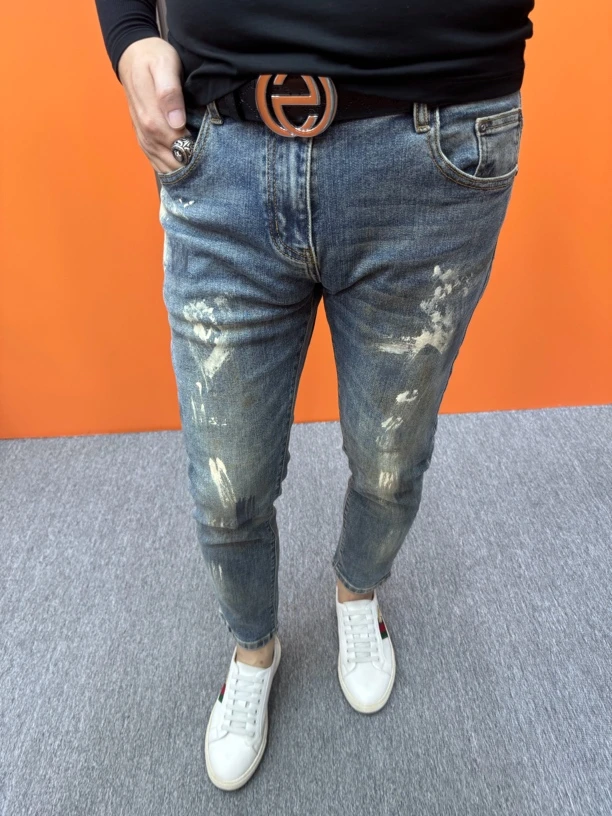 秋冬新款百搭男士牛仔裤裤子修身小脚泼墨泼漆时尚潮男潮流牛仔裤
