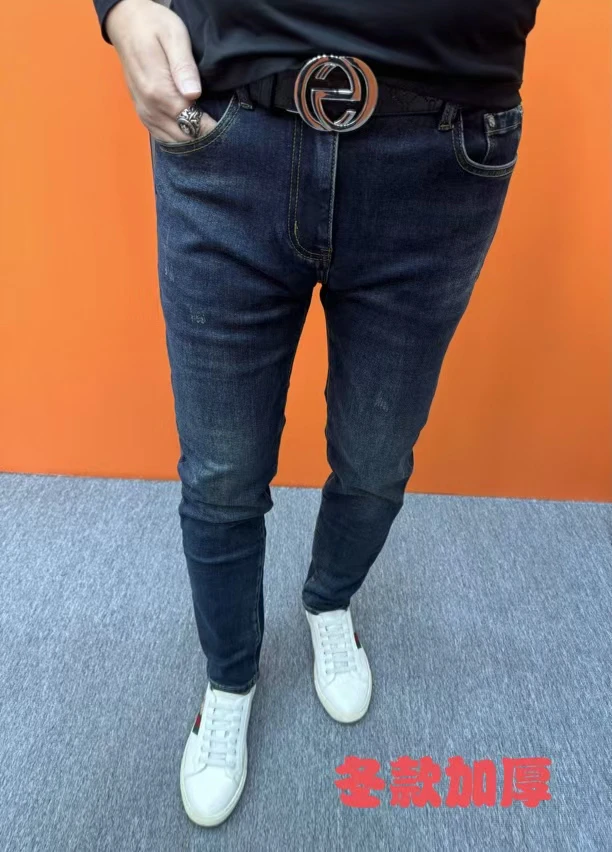 冬款加绒加厚男士修身小脚牛仔裤潮流百搭蓝色水洗弹力时尚裤子