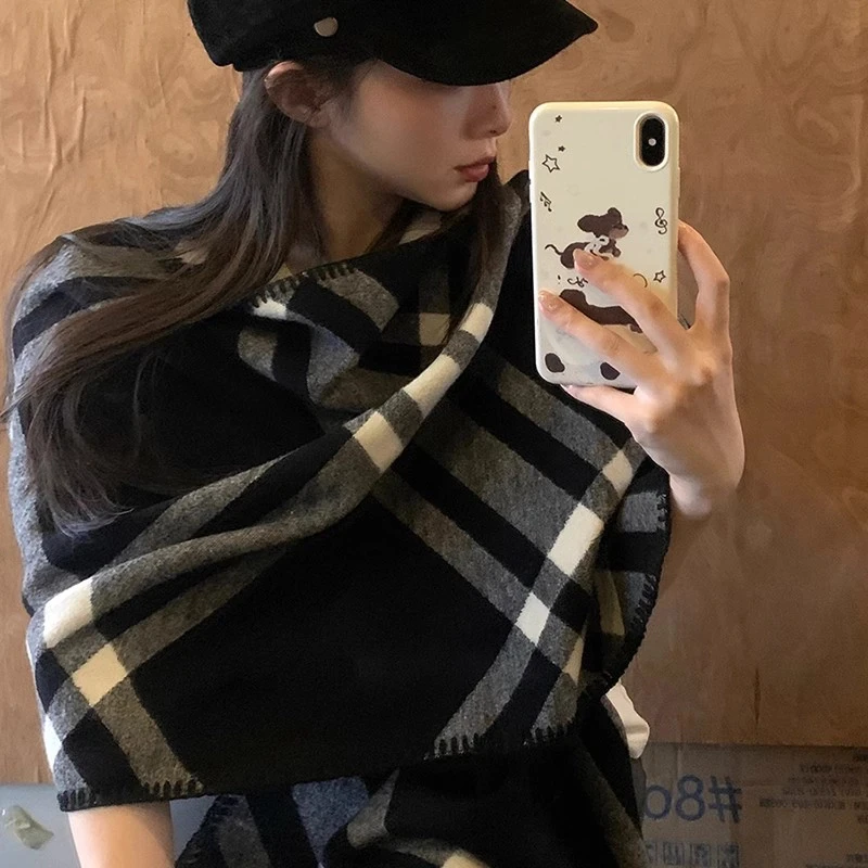 全智贤同款复古锁边格子围巾女秋冬保暖时髦斗篷优雅贵气百搭围脖