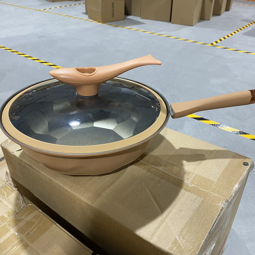 新款家用厨房陶土色不粘养生钛鍋煎炒家用微压燃气灶用