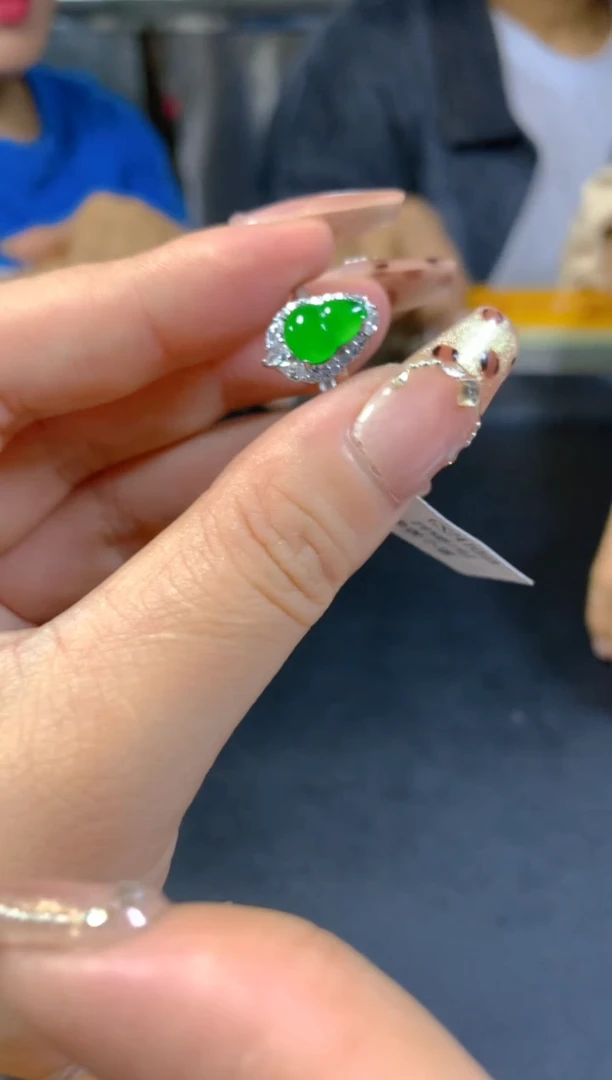 【闪购商品】翡翠戒指未镶嵌0078299823