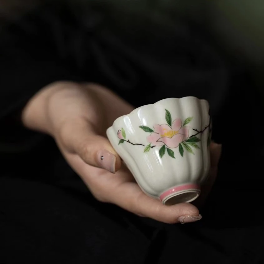 仿古陶瓷釉下彩手绘山茶花陶瓷主人杯客杯功夫茶杯精品网红款茶具
